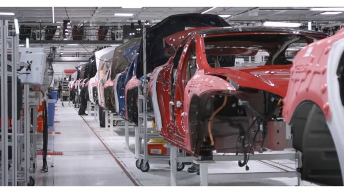 中美貿易戰加徵關稅　Tesla 中國製自動駕駛裝置無法豁免