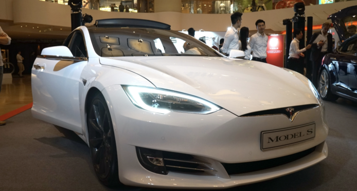 香港 Tesla 在 Model S 自燃事件後發官方聲明　 已向受影響車種發放系統升級