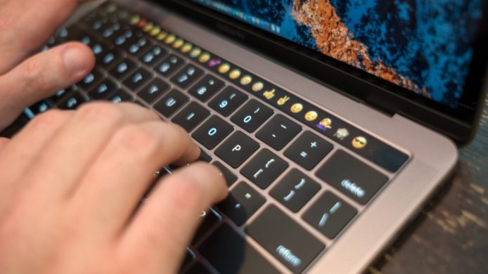 著名分析師預測 MacBook Pro 16″ 將改用鉸剪式鍵盤