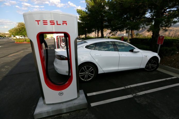Tesla 重推 Supercharger 任用優惠   Model S、Model X 新車主受惠