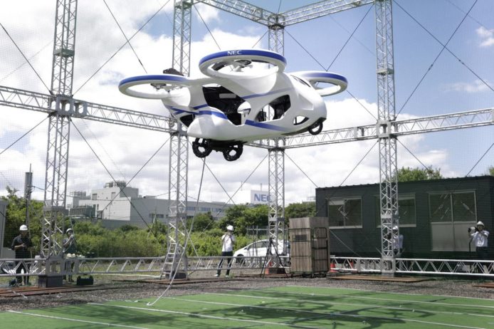 NEC 載客專用「無人機」升空 　日本首個企業進行飛天車實驗