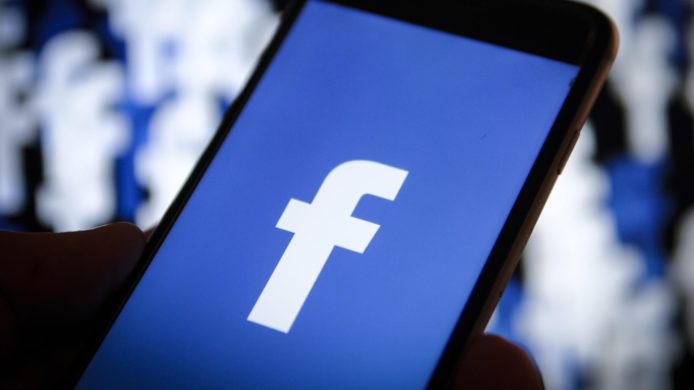 Facebook 暫停大量程式   與非法收集個人數據有關