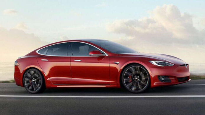 Tesla 電池技術有突破　壽命可達 160 萬公里