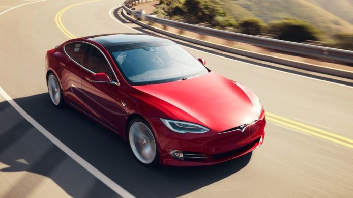 Tesla Model S 新摩打配置  刷新 Laguna Seca 圈速記錄