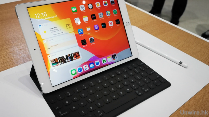 【iPad 2019】現場實試 　全新多工介面＋支援 Smart Keyboard、無線遊戲手掣