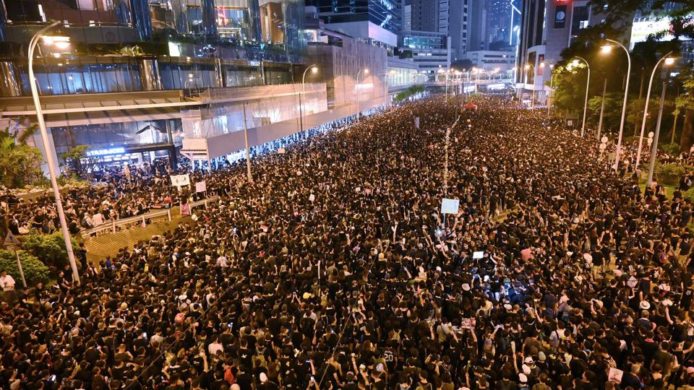 彭博：香港警方購入 AI 人臉識別　未知有否用於示威活動