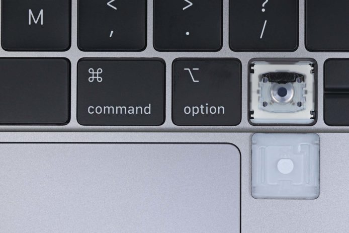 16 吋 MacBook Pro 鍵盤回復舊設計