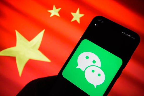 WeChat 停用撐港美國帳戶涉審查    美籍華人：「擔心中國家人安全」