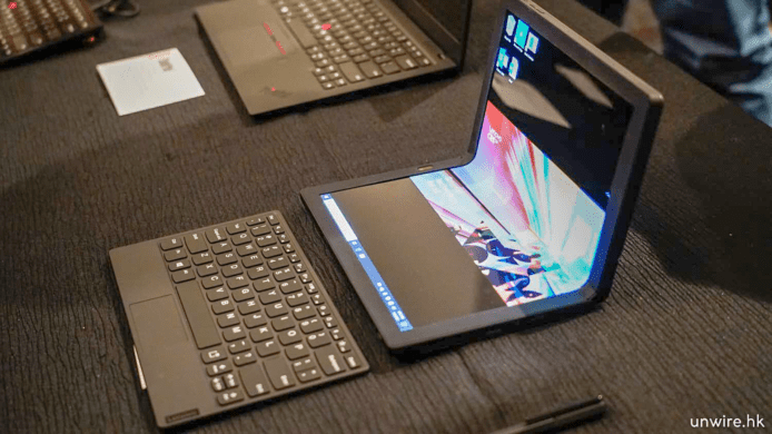 【CES 2020】Lenovo ThinkPad X1 Fold 現場評測   摺 Mon 不再是手機專利
