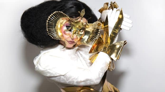 【有片睇】Björk 與 Microsoft 合作推出隨天空改變的歌曲