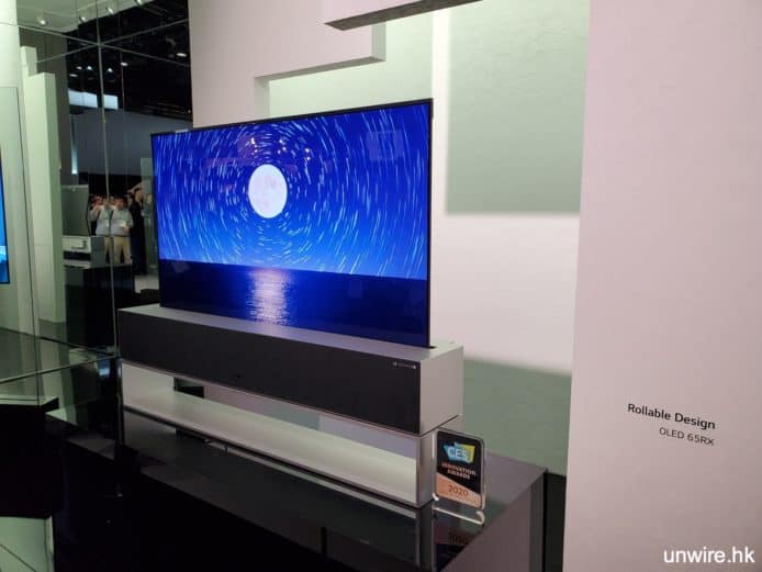 【CES 2020】LG Signature OLED TV R 捲曲式電視快將上市   熒幕可收起  LG：售價或由47萬起