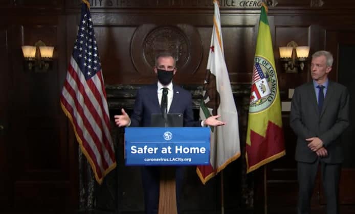 洛杉磯市長呼籲民眾自製口罩    避免購買醫療口罩 留醫療人員使用