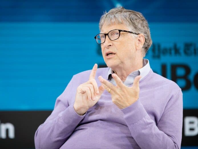 美國網民新陰謀論   Bill Gates 透過疫苗植入監控晶片