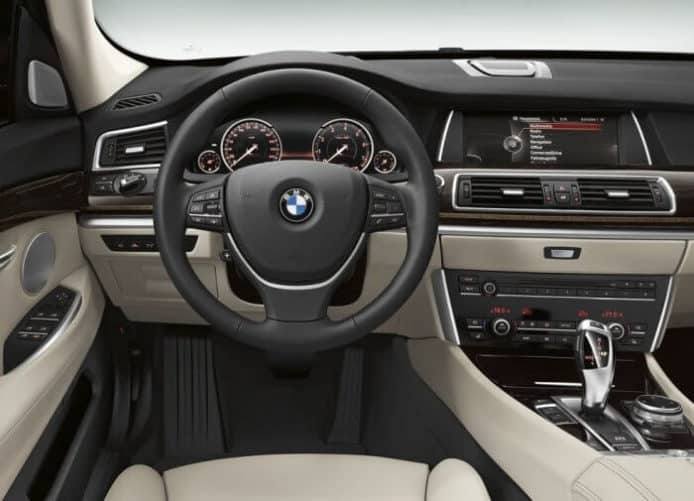 BMW 最新專利  汽車「BU」聲都 AI 化