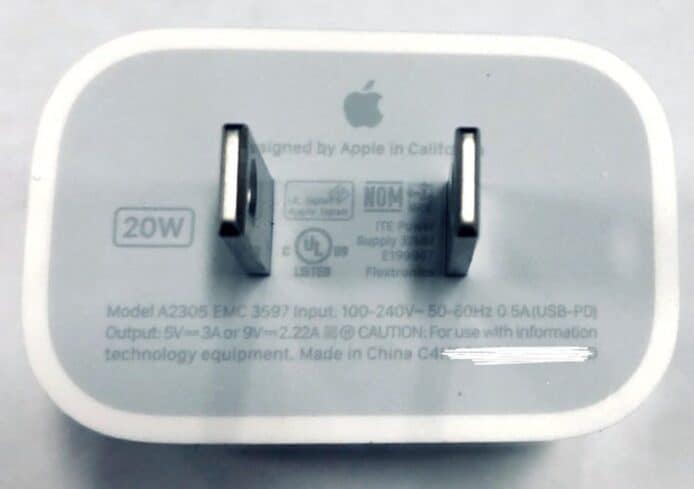 Apple 新 20W 充電器照片流出   疑隨 iPhone 12 一同發表