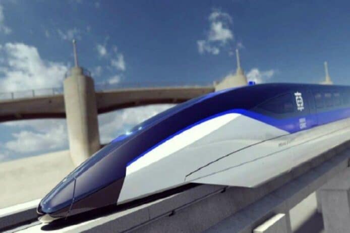 中國高速磁浮列車測試成功　時速高達 600 公里