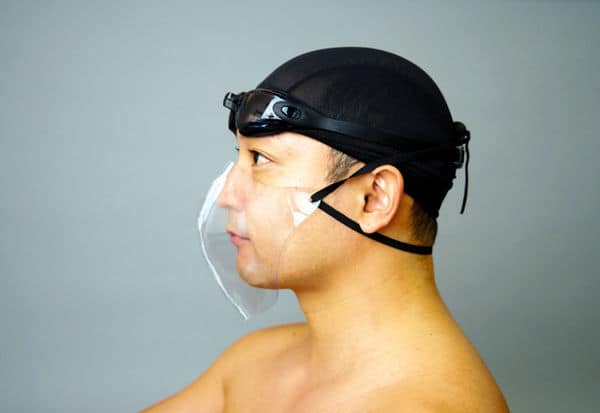 日本防水透明口罩　游泳人士也可防疫
