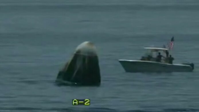 完成首次載人任務   SpaceX 龍飛船成功返回地球