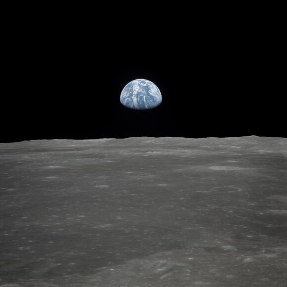 阿聯酋政府計劃   2024 年實現探月車登陸月球