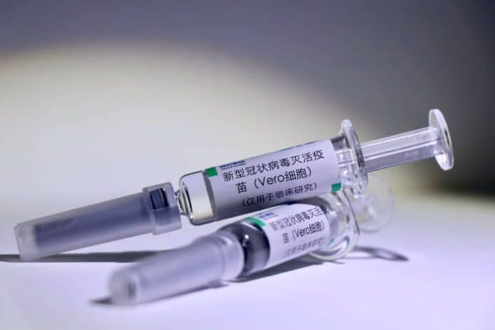 武肺疫苗接受預約   中國出國留學生優先接種