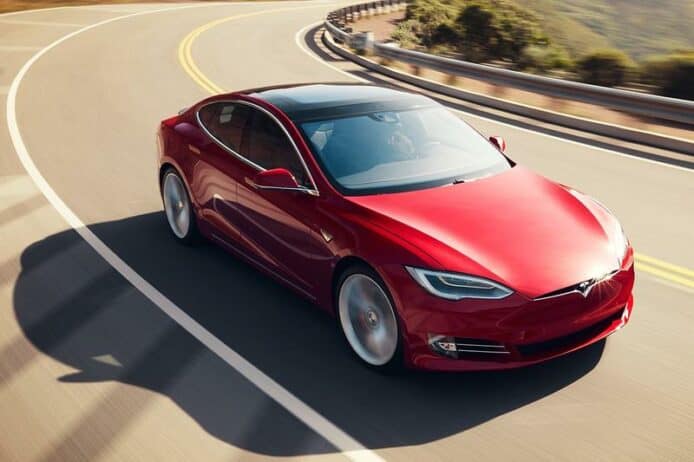 Tesla Model S Plaid 香港預購+規格　 Model S、X 長續航 Plus 版價格調整