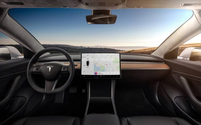 Tesla 音響供應商與 Bose 合作　將改善車廂降噪技術