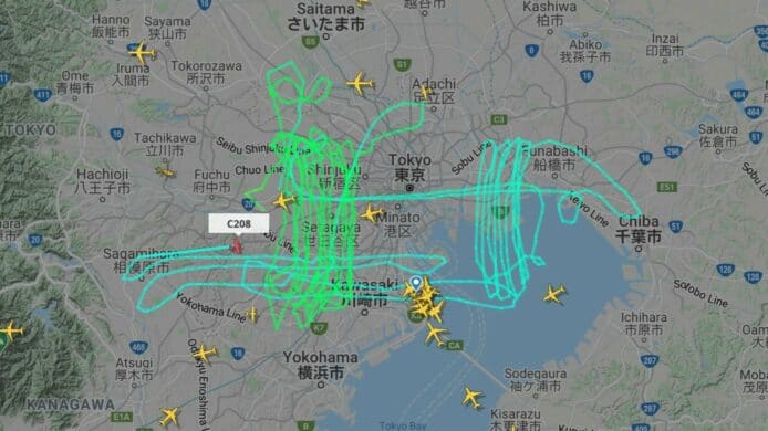 神秘飛機東京上空盤旋   原來是稅局執行特別任務