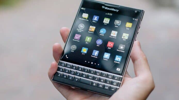 BlackBerry 向華為出售手機專利   去年 12 月底完成交易