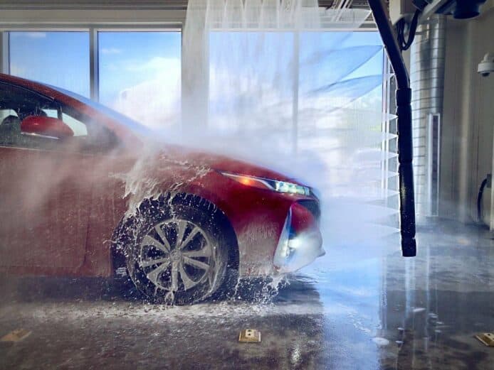 汽車 AI 自動駛去洗車店  Toyota新專利「汽車清洗判定系統」