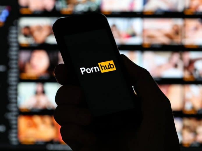 Pornhub 公佈透明度報告　解釋如何防範非法內容