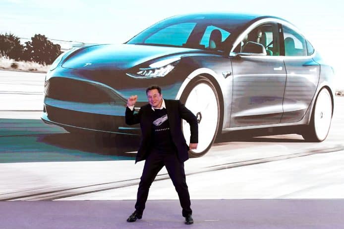 Tesla：年底前無法實現全自動駕駛　Level 5 自動駕駛技術仍有距離