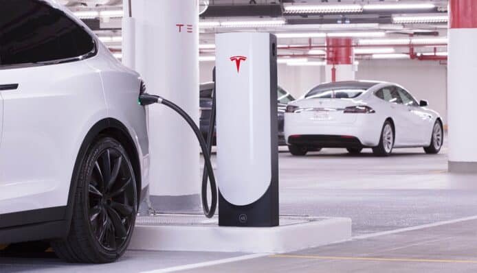 非 Tesla 使用 SuperCharger 充電   Elon Musk 公開當中細節安排