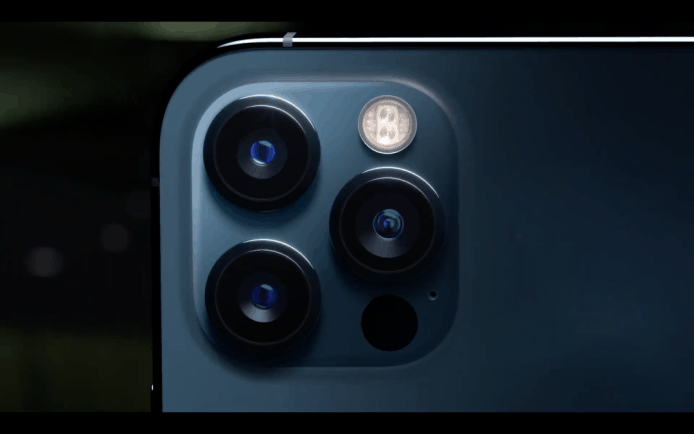 Apple「摺疊式相機」技術獲批　iPhone加入更長焦距遠攝鏡