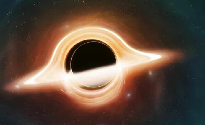 科學家探測到黑洞​​後方光回波　再證實愛因斯坦相對論