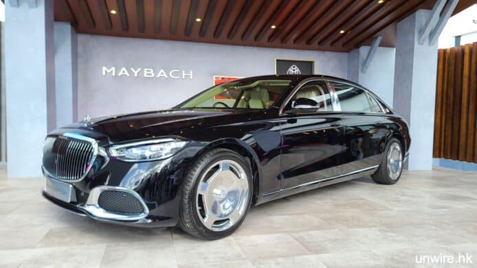 Benz 最新 Maybach S Class到港   全新數碼化車廂設計