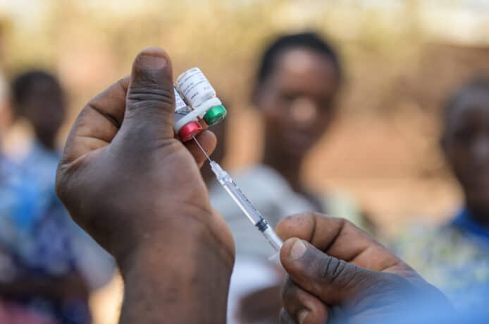 世衛核准首款瘧疾疫苗　早在 80 年代開發具低成本及安全特性