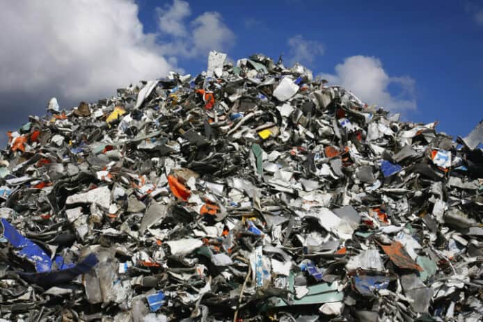 2021 年電子垃圾重達 5740 萬噸   重量將超過萬里長城
