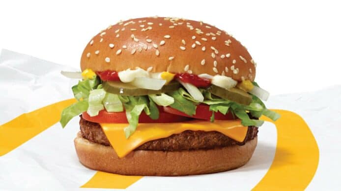 麥當勞於美國測試人造肉漢堡　與 Beyond Meat 合作推出 McPlant