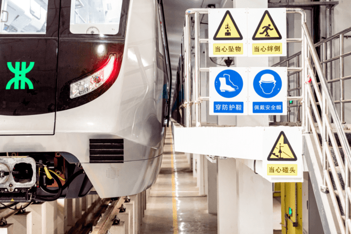 深圳首條無人駕駛地鐵試運行成功 計劃年底正式投入營運