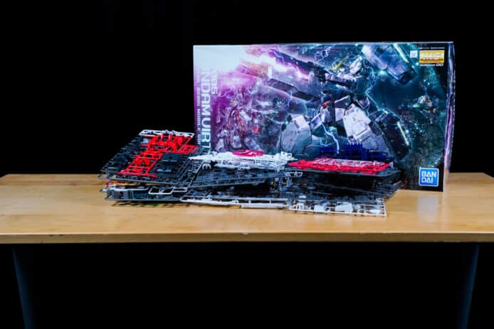 【開箱】MG 高達華塞亞 Gundam Virtue    大盒夠份量 + 兩種形態