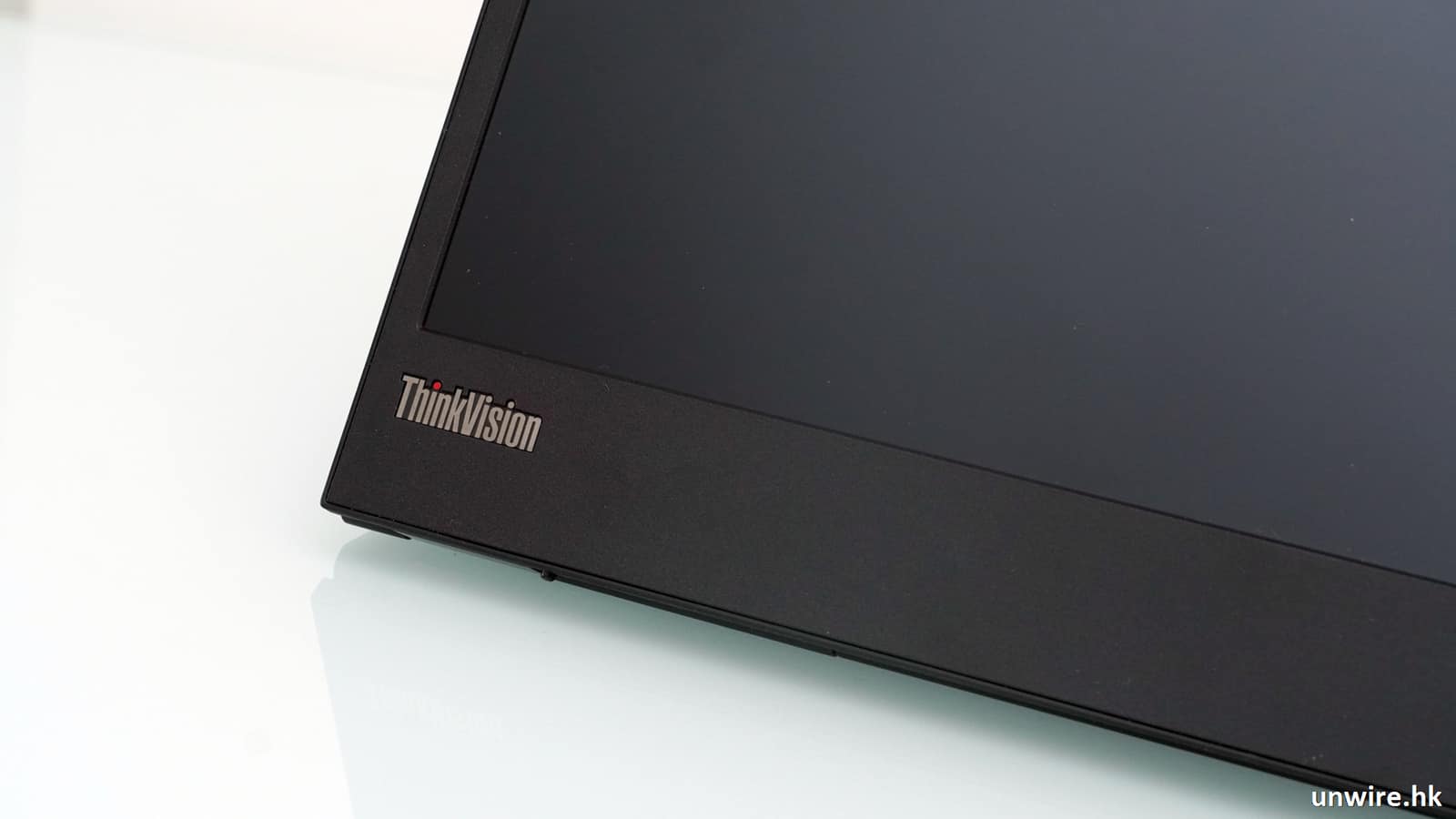 評測】Lenovo ThinkVision M15 開箱測試外形手感熒幕質素功能- unwire