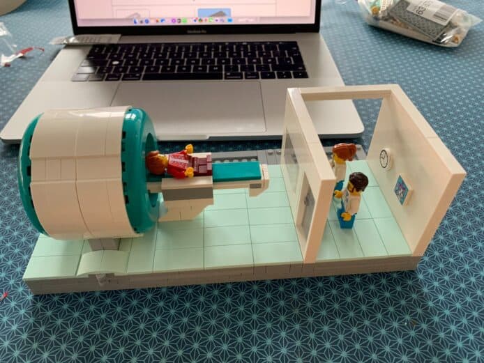 LEGO 磁力共振裝置積木   不設公開發售只向醫院提供