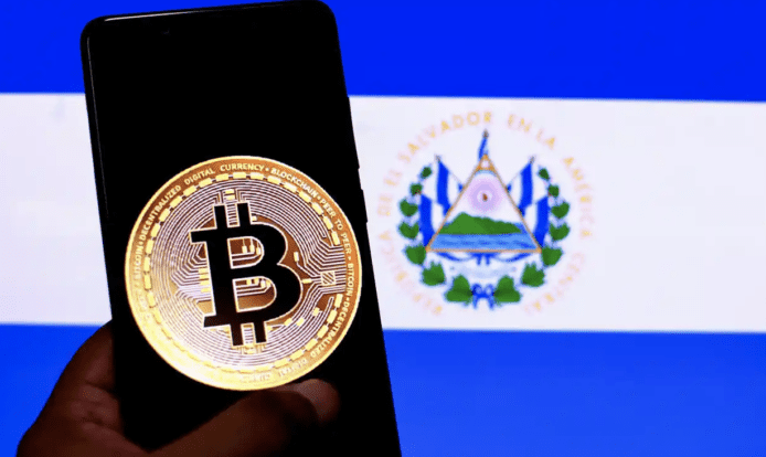 Bitcoin 暴跌薩爾瓦多總統再度入貨    至今已虧蝕1.6億港元