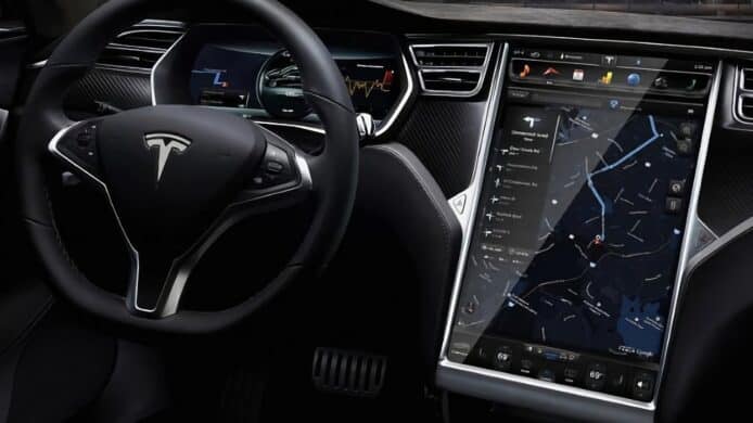 傳 Tesla 開發自家程式商店   將早於 Cybertruck 推出