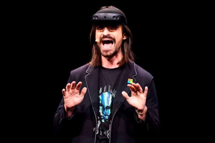 微軟否認放棄 HoloLens  新一代混合實境裝置開發順利