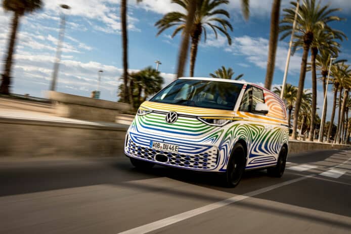 Volkswagen ID.Buzz 3 月正式發表   支援 OTA 升級及雙向充電 + 設客車及貨車版