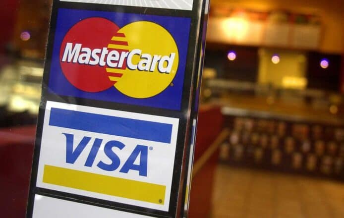 Visa 和 Mastercard 暫停俄羅斯服務　當地簽發信用卡將無法在海外使用