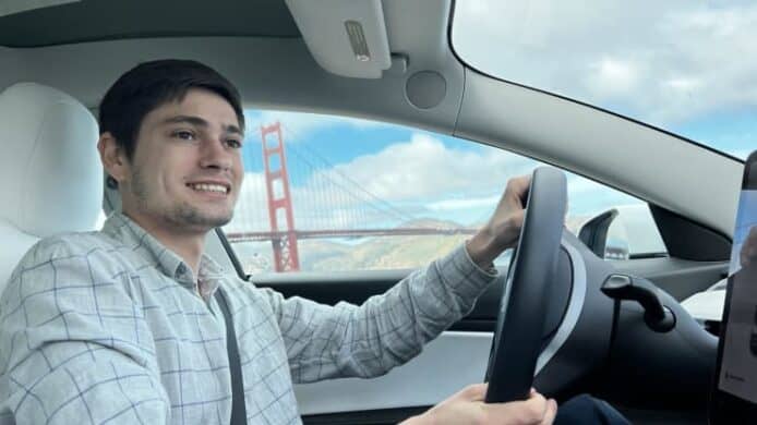 Tesla 員工發佈無人駕駛失靈影片    遭到解僱但未有交代原因