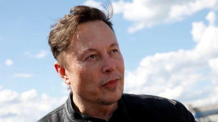 Elon Musk：應該增加石油產量　應對目前供不應求狀況
