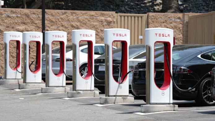 英國Tesla開放超級充電站予其他品牌   最快數星期內可用